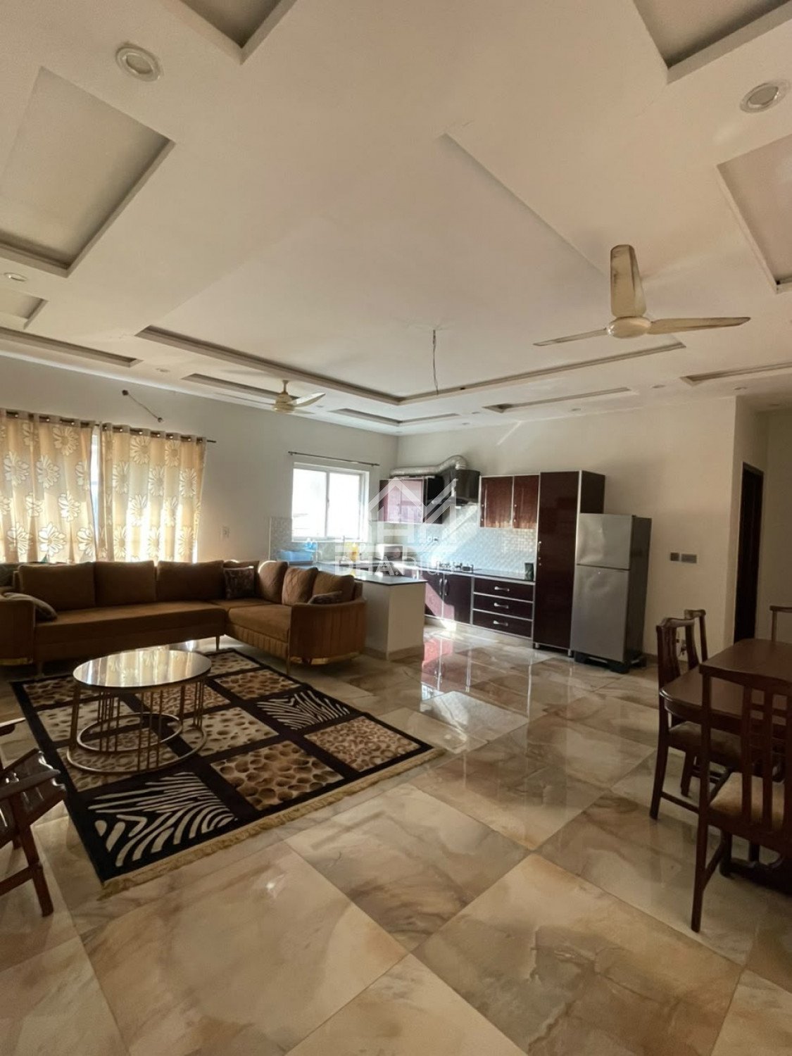 1 Kanal Upper Portion for rent in Sector D, DHA Phase 6, Lahore - (ID-29974)