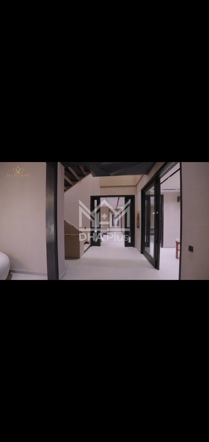 1 Kanal House for sale in Sector W, DHA Phase 7, Lahore - (ID-30180)