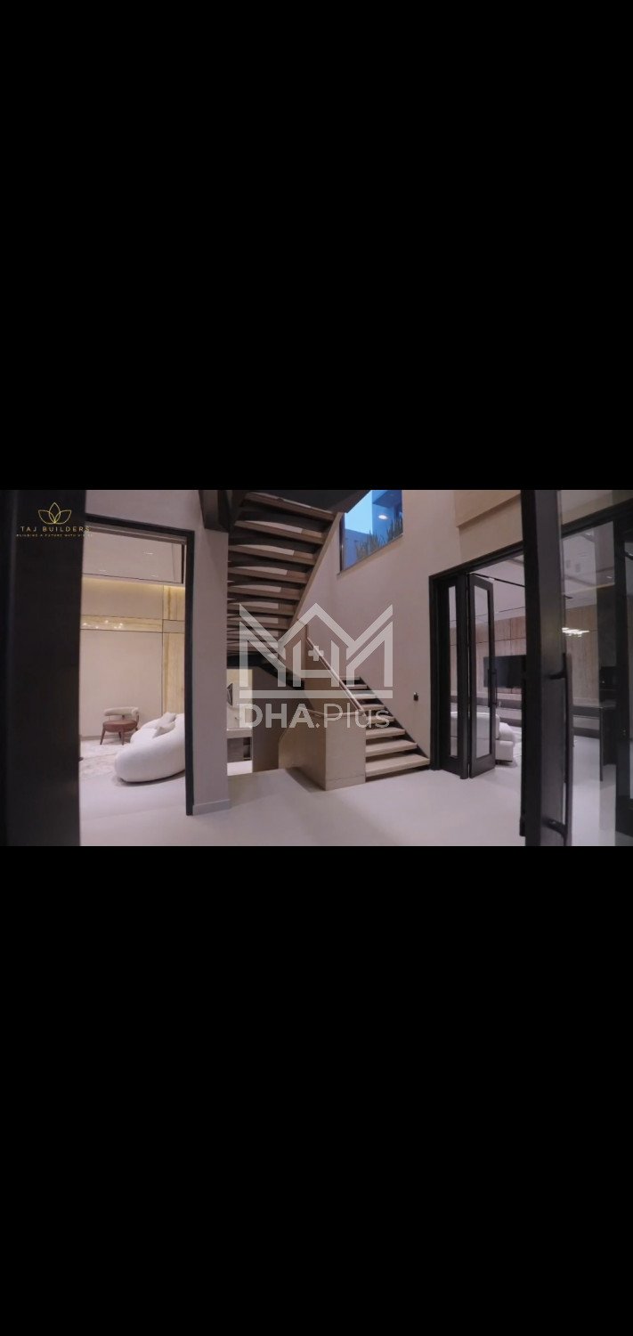1 Kanal House for sale in Sector W, DHA Phase 7, Lahore - (ID-30180)