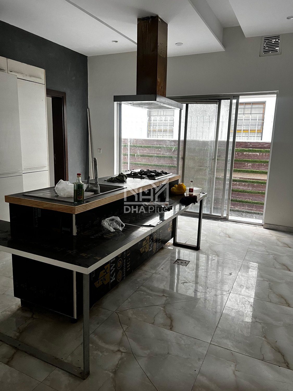 1 Kanal House for rent in Sector C, DHA Phase 5, Lahore - (ID-30405)