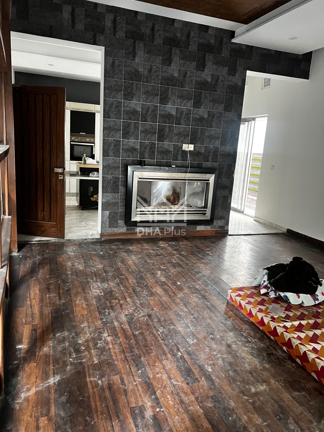 1 Kanal House for rent in Sector C, DHA Phase 5, Lahore - (ID-30405)