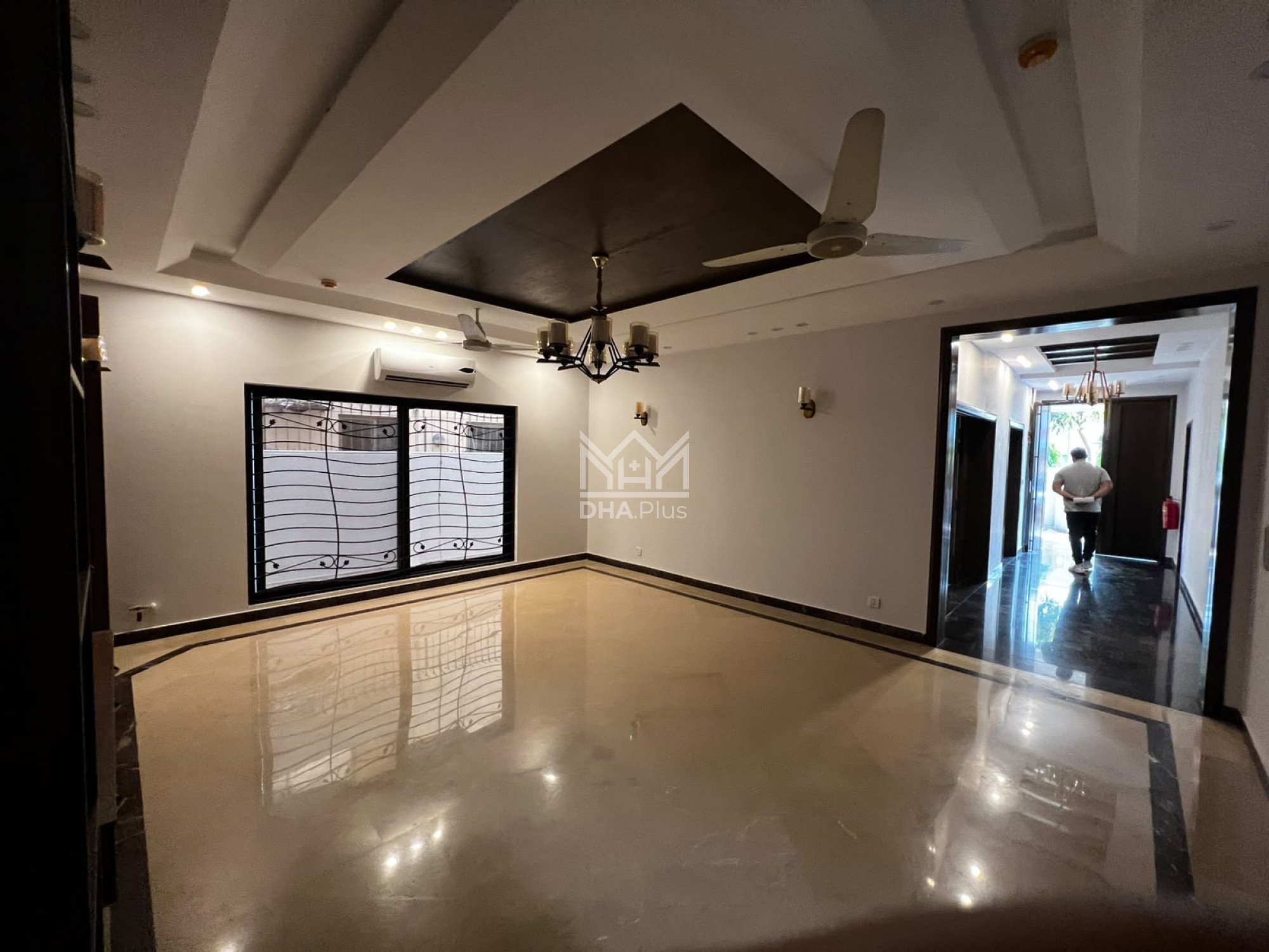 1 Kanal House for rent in Sector D, DHA Phase 5, Lahore - (ID-30406)