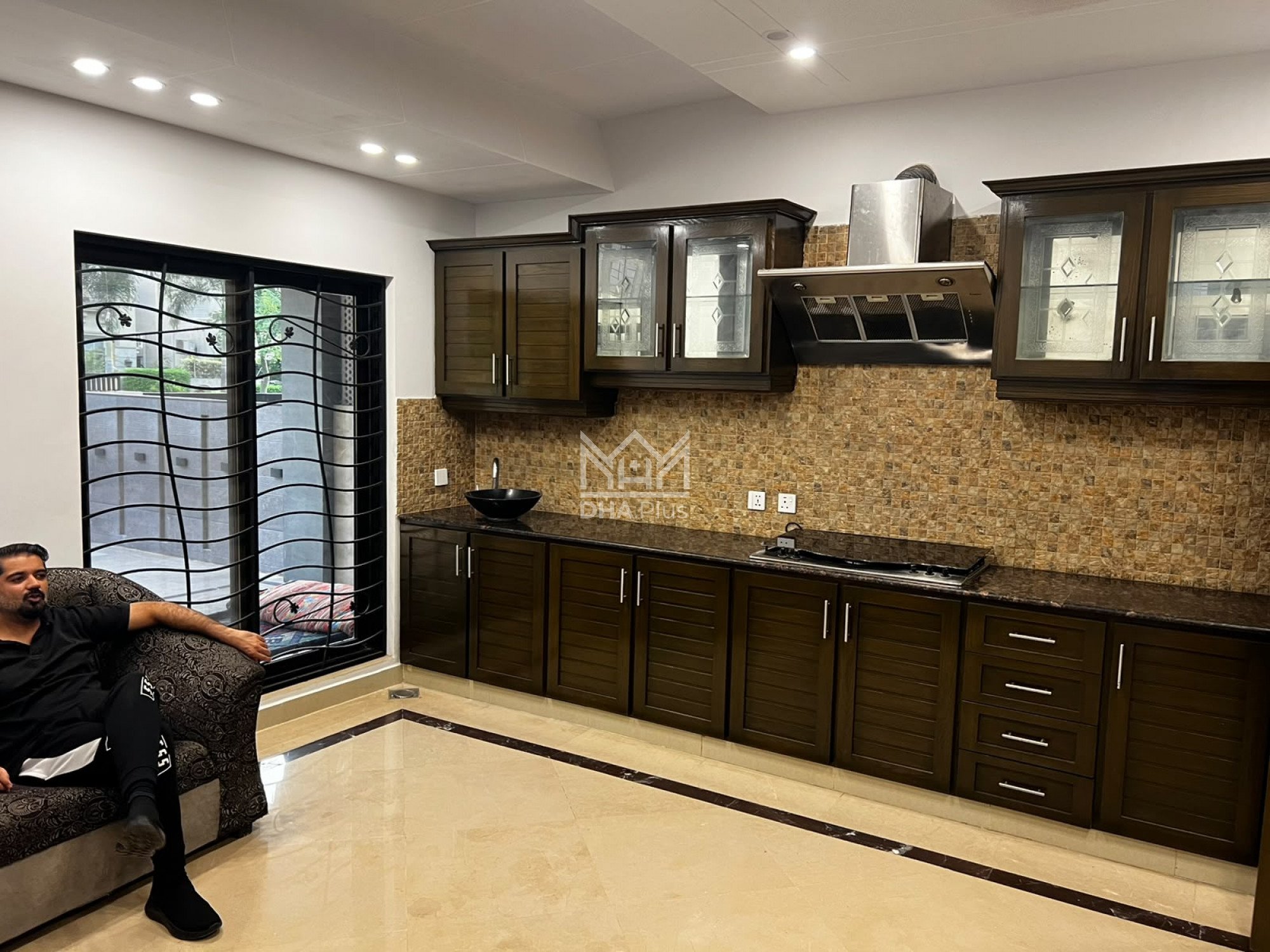 1 Kanal House for rent in Sector D, DHA Phase 5, Lahore - (ID-30406)